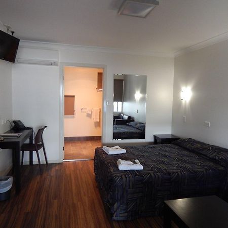 Blackwater Hotel Motel Dış mekan fotoğraf