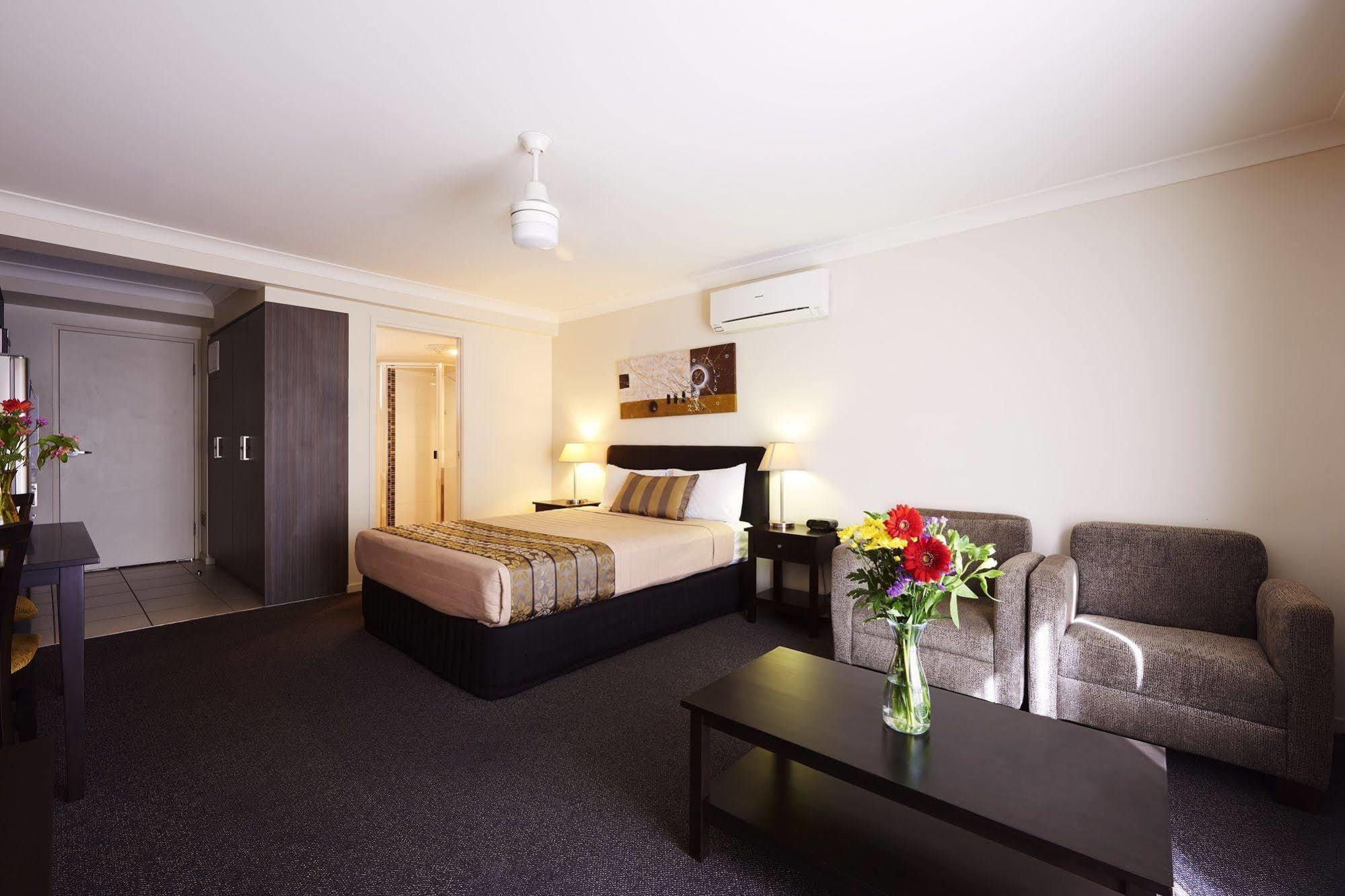 Blackwater Hotel Motel Dış mekan fotoğraf