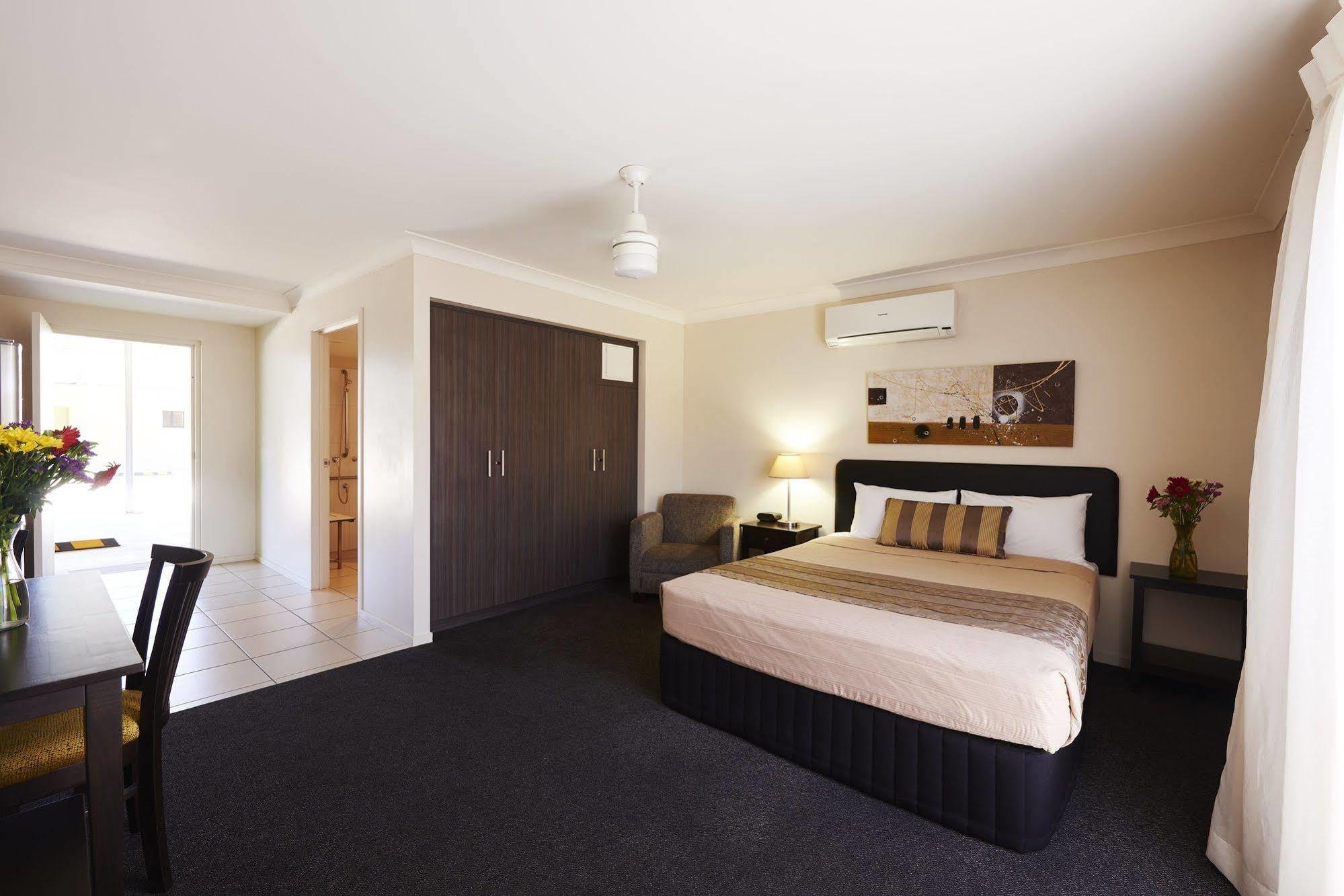 Blackwater Hotel Motel Dış mekan fotoğraf
